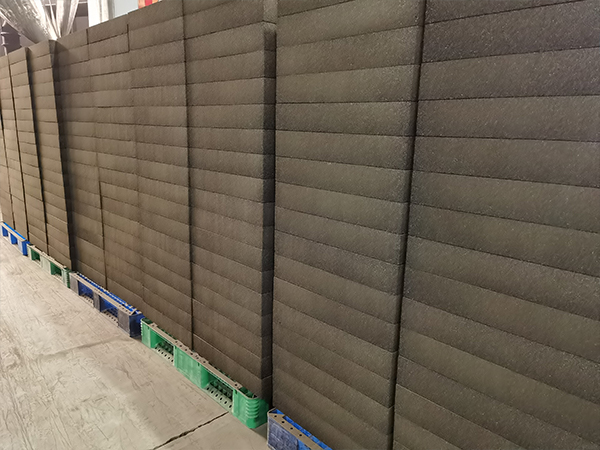 復(fù)合貼面泡沫玻璃怎么貼