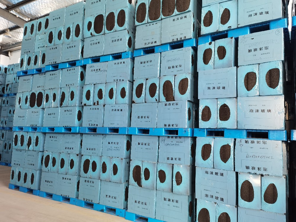 聚氨酯復(fù)合板與泡沫玻璃板哪個好